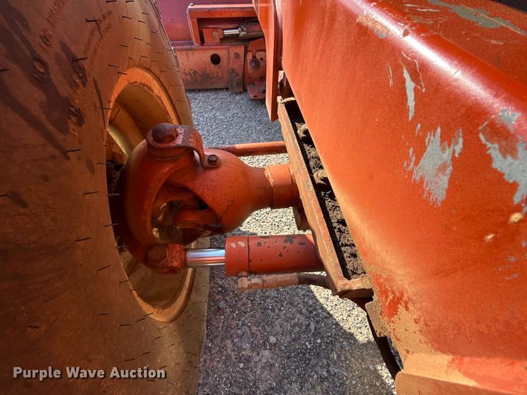 image for item EW8774 1995 Ditch Witch 5110DD trencher