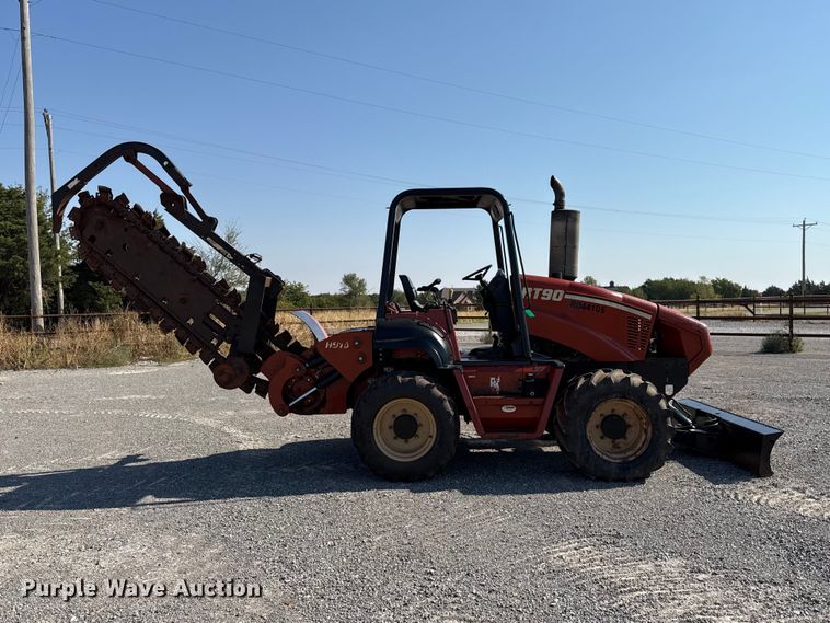 image for item EW8775 2002 Ditch Witch RT90H trencher