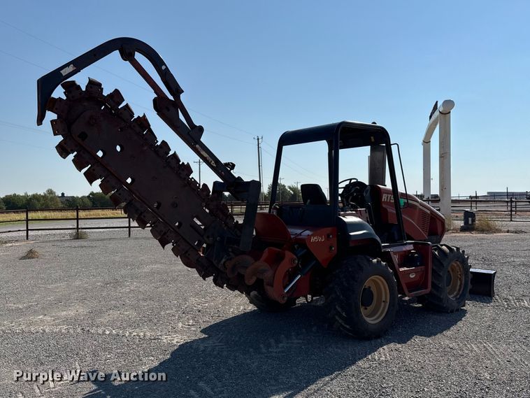 image for item EW8775 2002 Ditch Witch RT90H trencher