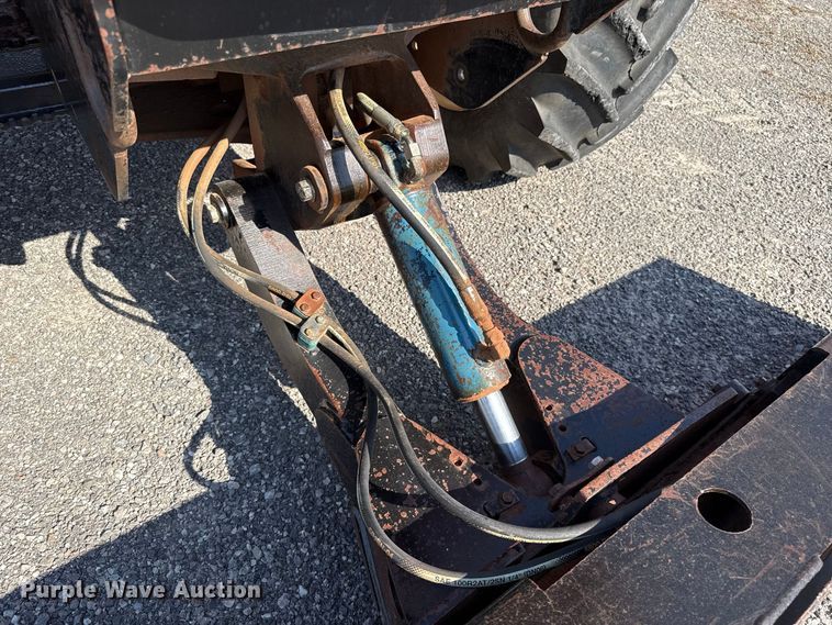 image for item EW8775 2002 Ditch Witch RT90H trencher