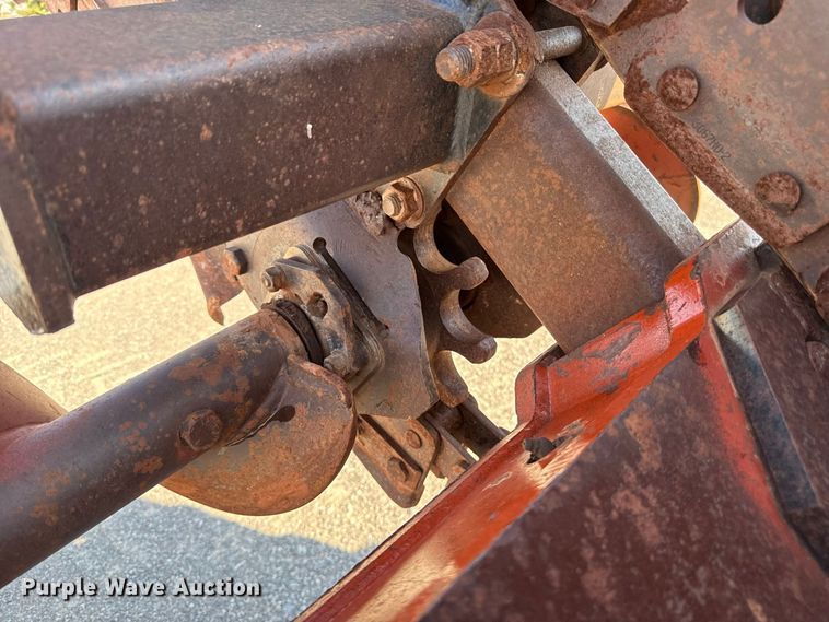 image for item EW8775 2002 Ditch Witch RT90H trencher