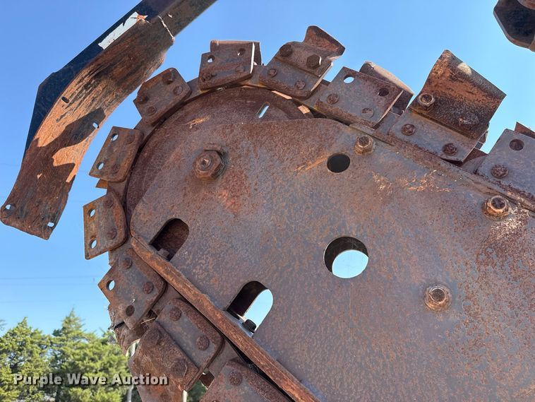 image for item EW8775 2002 Ditch Witch RT90H trencher