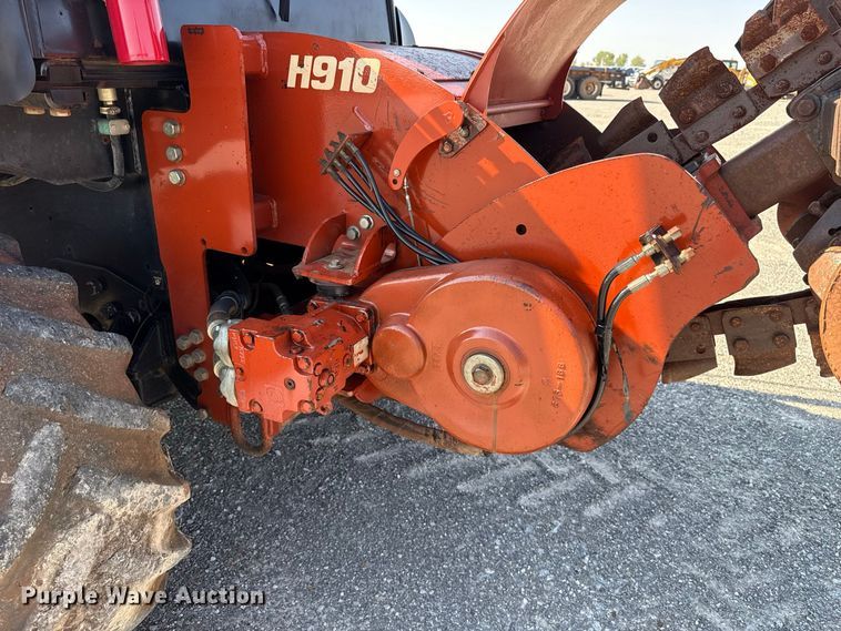 image for item EW8775 2002 Ditch Witch RT90H trencher