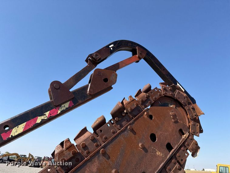 image for item EW8775 2002 Ditch Witch RT90H trencher