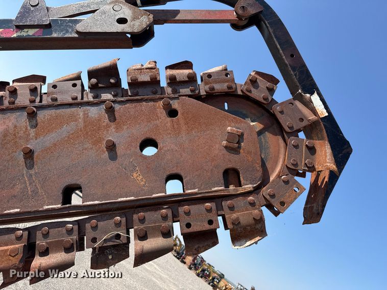 image for item EW8775 2002 Ditch Witch RT90H trencher