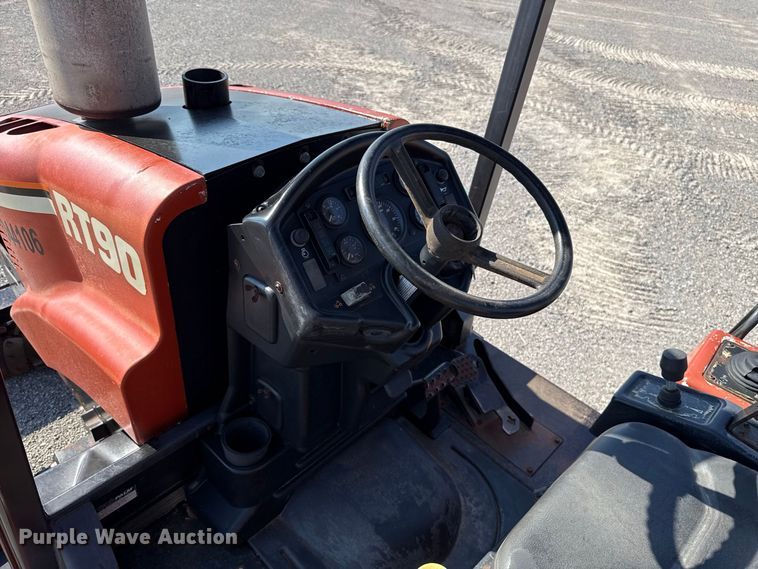 image for item EW8775 2002 Ditch Witch RT90H trencher