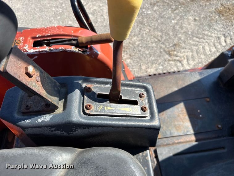 image for item EW8775 2002 Ditch Witch RT90H trencher