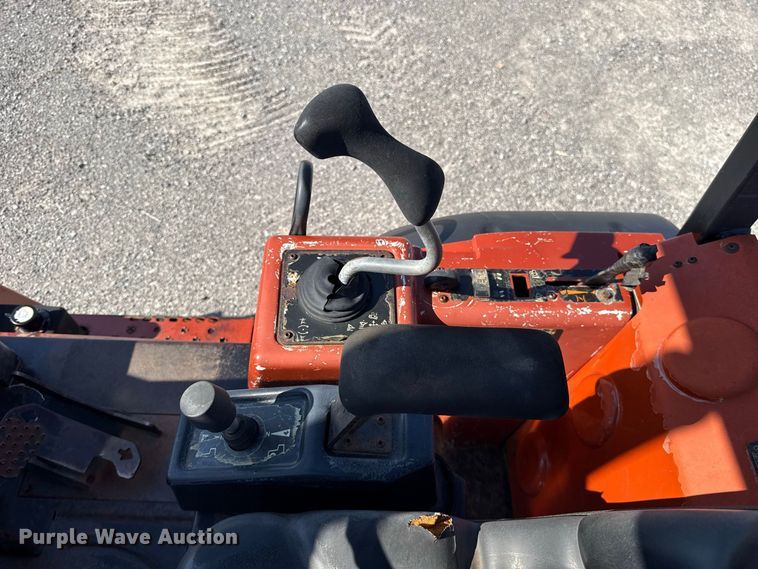 image for item EW8775 2002 Ditch Witch RT90H trencher