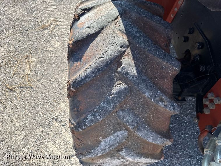 image for item EW8775 2002 Ditch Witch RT90H trencher
