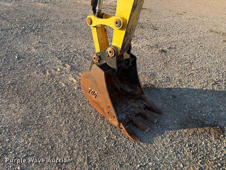 image for item EW8780 2017 Yanmar VIO35-6A mini excavator