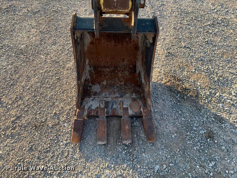 image for item EW8780 2017 Yanmar VIO35-6A mini excavator