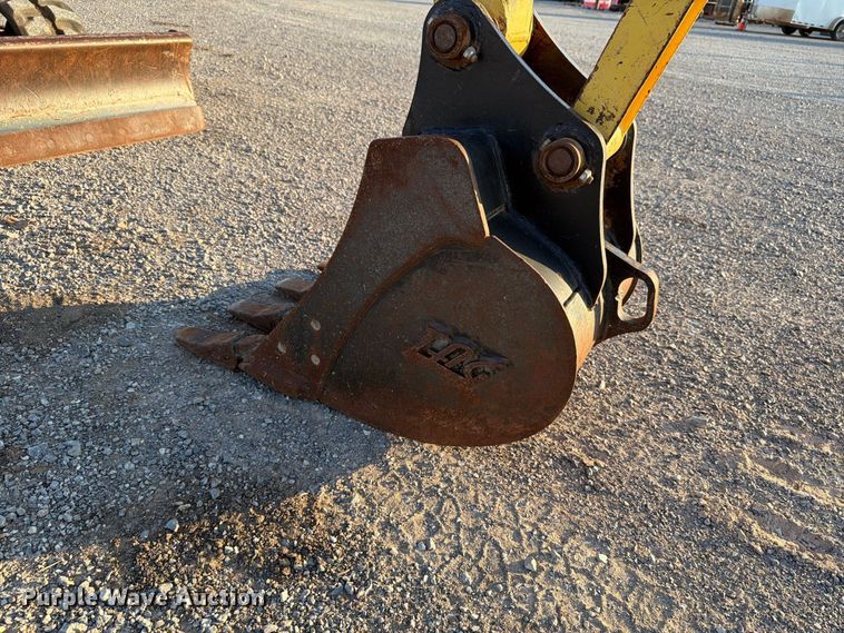 image for item EW8780 2017 Yanmar VIO35-6A mini excavator