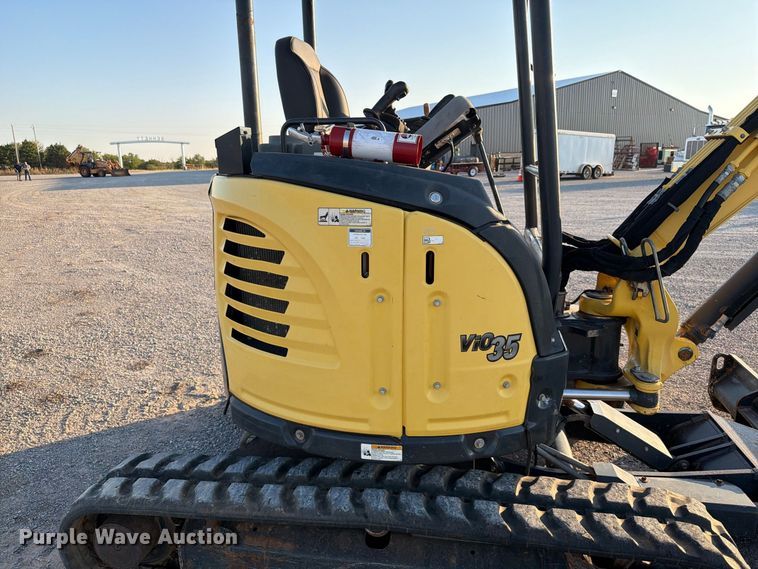 image for item EW8780 2017 Yanmar VIO35-6A mini excavator