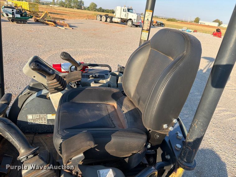 image for item EW8780 2017 Yanmar VIO35-6A mini excavator