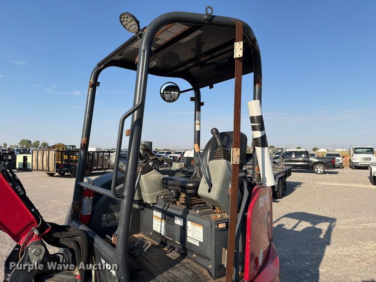 image for item EW8781 2021 Yanmar SV40 mini excavator