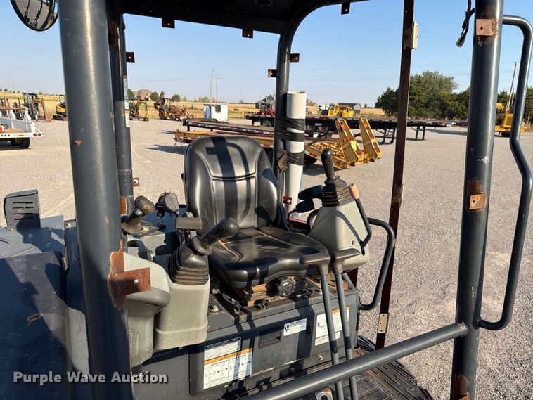 image for item EW8781 2021 Yanmar SV40 mini excavator
