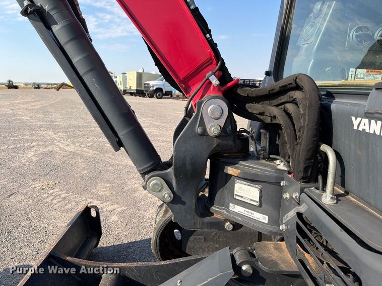 image for item EW8782 2021 Yanmar SC40 mini excavator