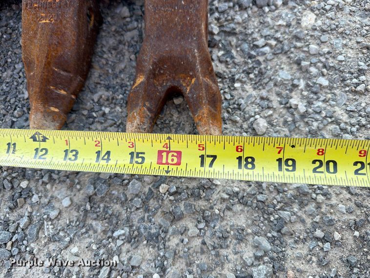 image for item EW8782 2021 Yanmar SC40 mini excavator