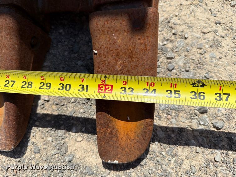 image for item EW8786 2016 Sany SY135C excavator