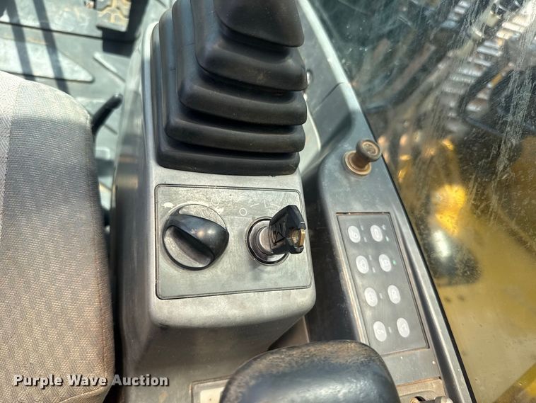 image for item EW8788 2012 Caterpillar 320D L excavator