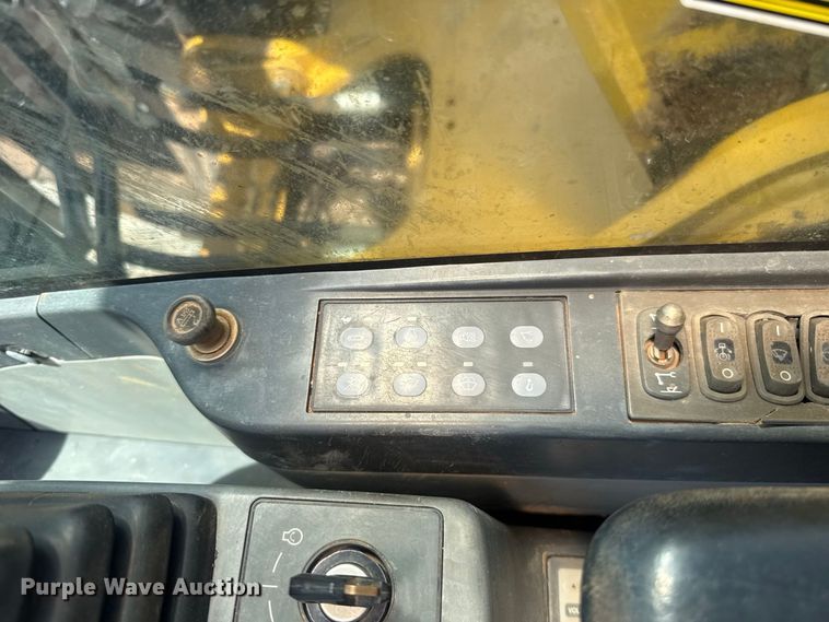 image for item EW8788 2012 Caterpillar 320D L excavator