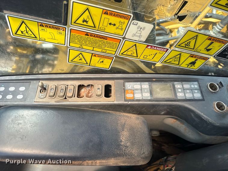 image for item EW8788 2012 Caterpillar 320D L excavator