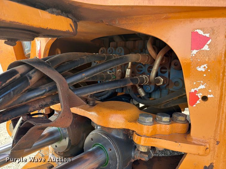 image for item EW8789 2013 Case 580 Super N backhoe