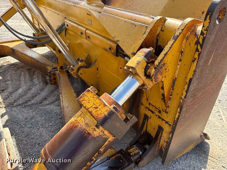 image for item EW8790 2009 Caterpillar D6T XL dozer