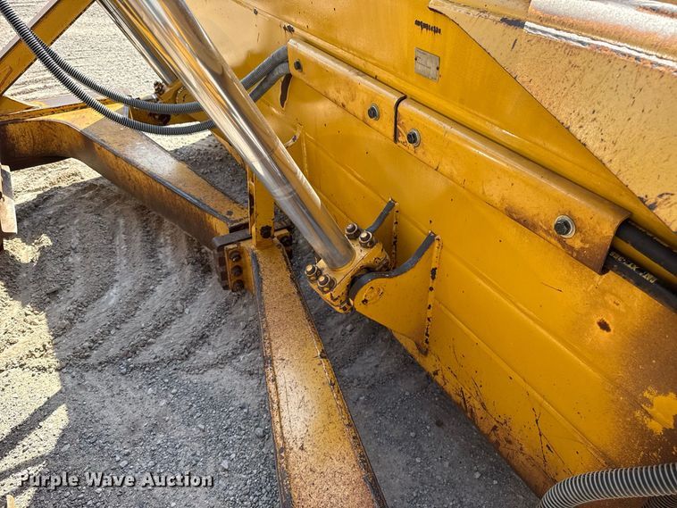 image for item EW8790 2009 Caterpillar D6T XL dozer