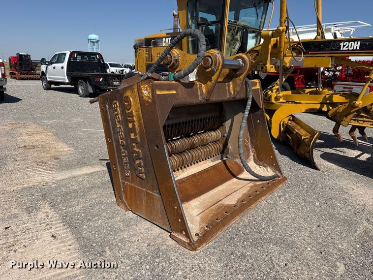 image for item EW8791 Outlaw Padding Co. excavator padding bucket