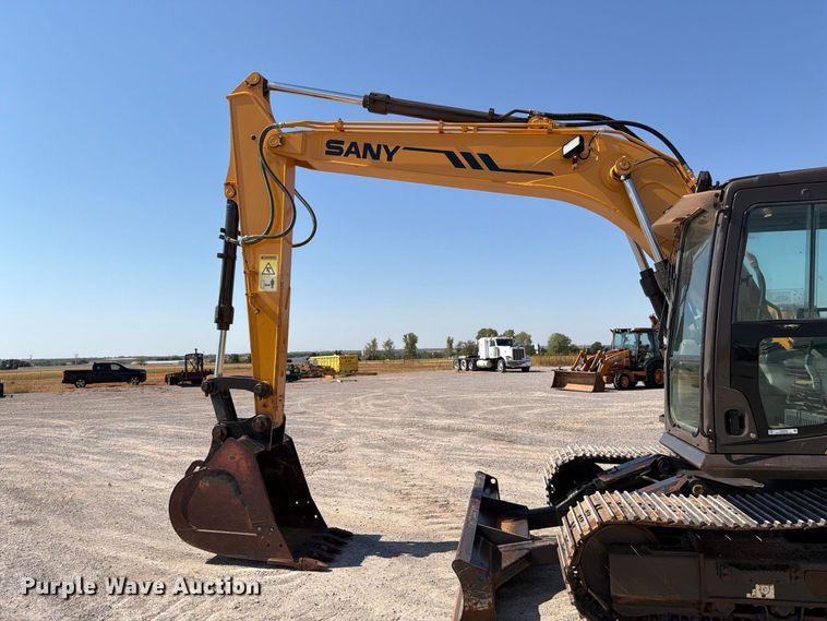 image for item EW8792 2016 Sany SY135C excavator