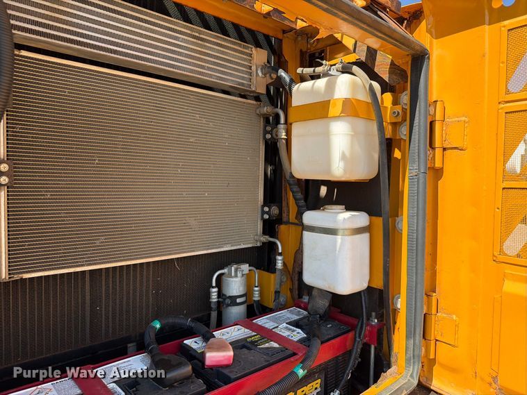 image for item EW8792 2016 Sany SY135C excavator