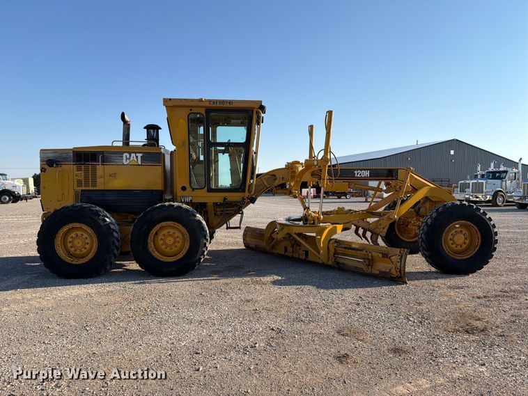 image for item EW8794 2003 Caterpillar 120H motor grader