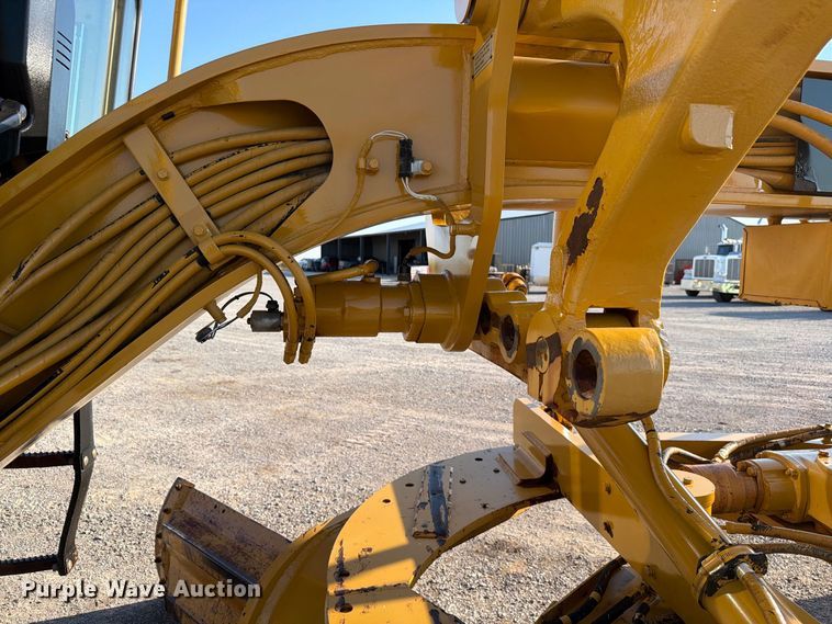 image for item EW8794 2003 Caterpillar 120H motor grader