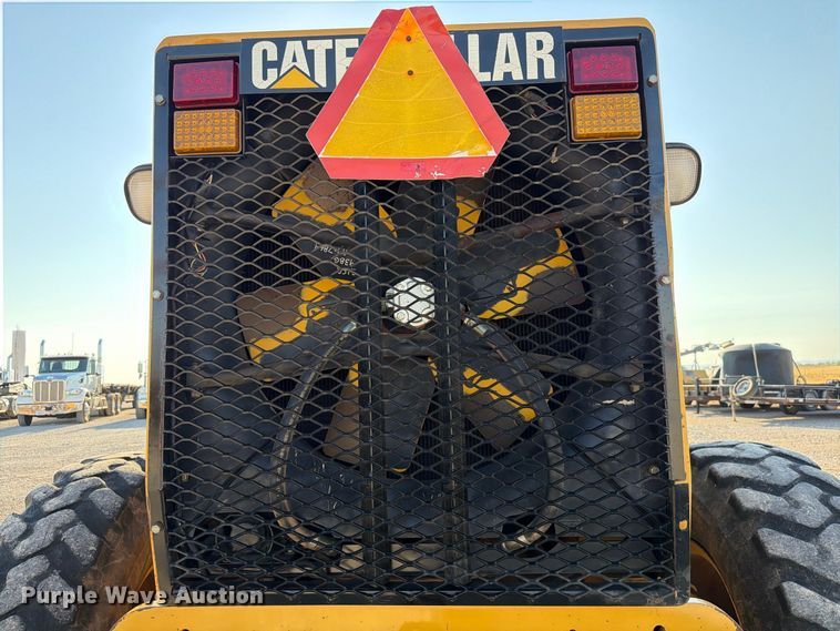 image for item EW8794 2003 Caterpillar 120H motor grader