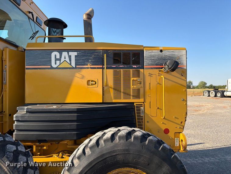 image for item EW8794 2003 Caterpillar 120H motor grader