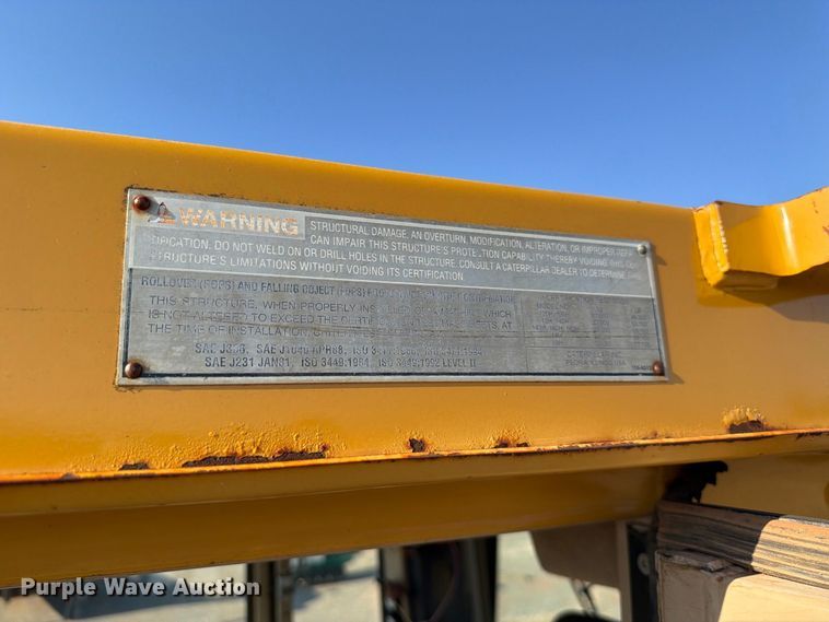 image for item EW8794 2003 Caterpillar 120H motor grader