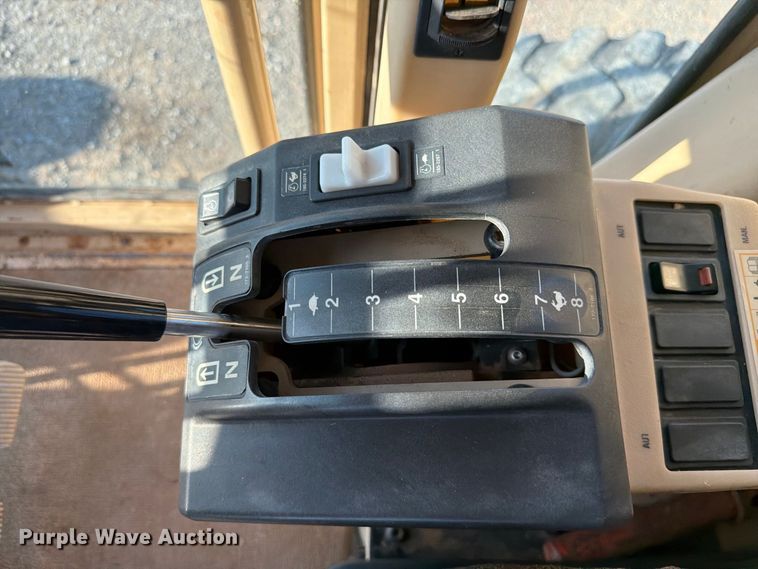 image for item EW8794 2003 Caterpillar 120H motor grader