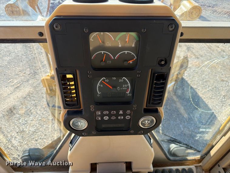image for item EW8794 2003 Caterpillar 120H motor grader