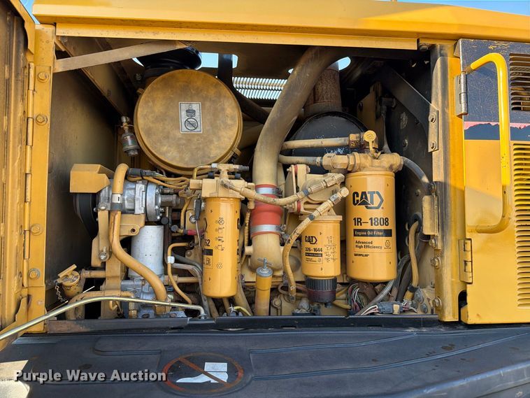 image for item EW8794 2003 Caterpillar 120H motor grader