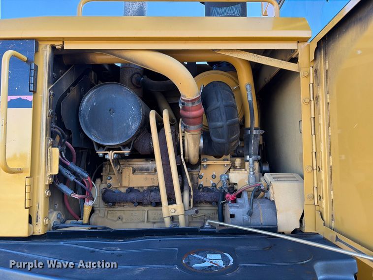 image for item EW8794 2003 Caterpillar 120H motor grader