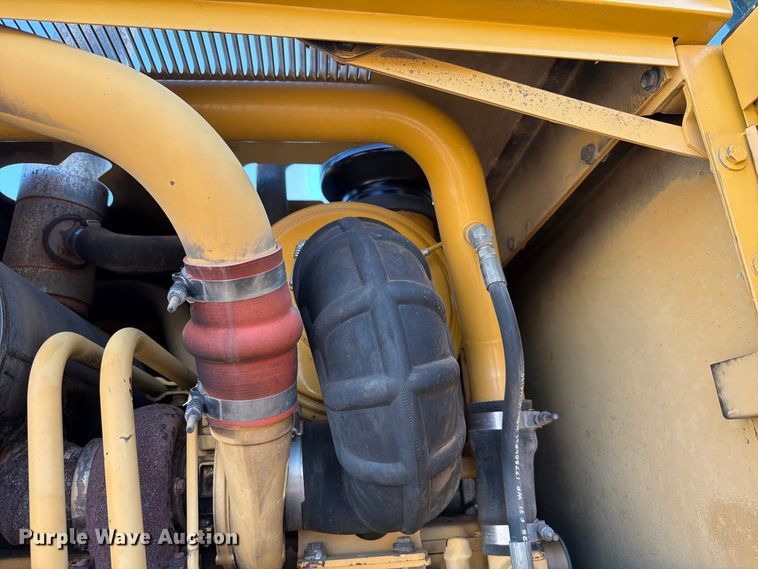 image for item EW8794 2003 Caterpillar 120H motor grader