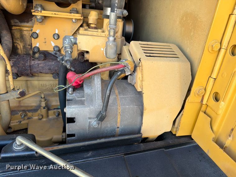 image for item EW8794 2003 Caterpillar 120H motor grader