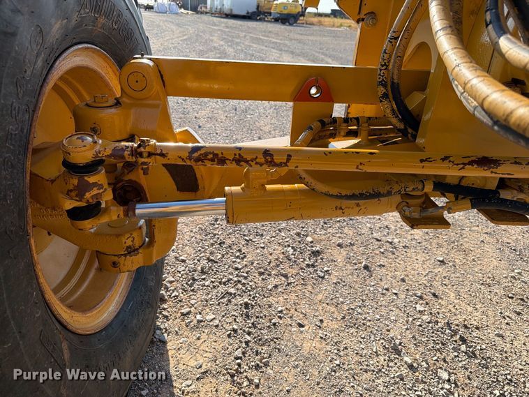 image for item EW8794 2003 Caterpillar 120H motor grader