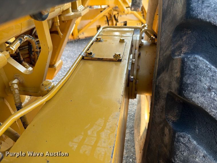 image for item EW8794 2003 Caterpillar 120H motor grader