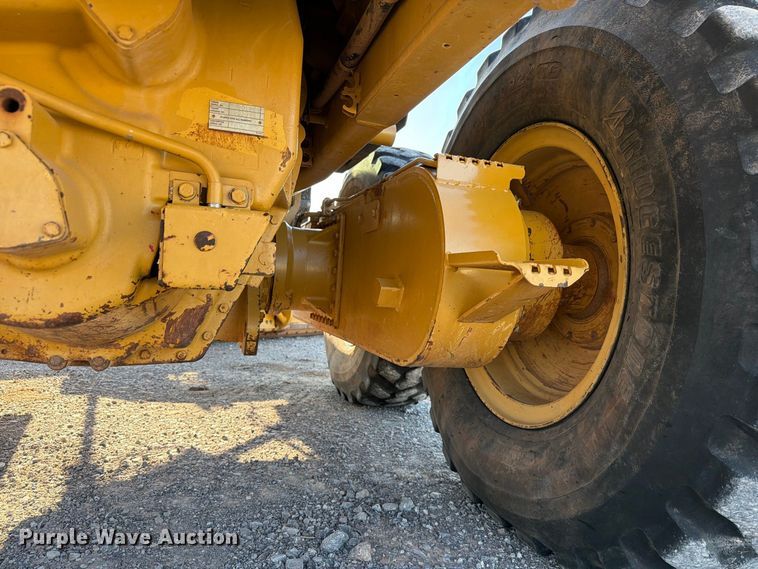 image for item EW8794 2003 Caterpillar 120H motor grader