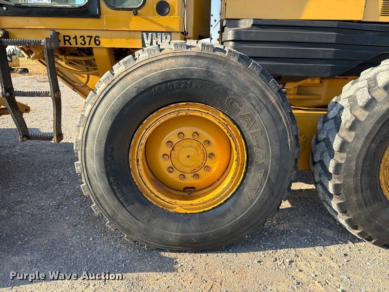 image for item EW8794 2003 Caterpillar 120H motor grader