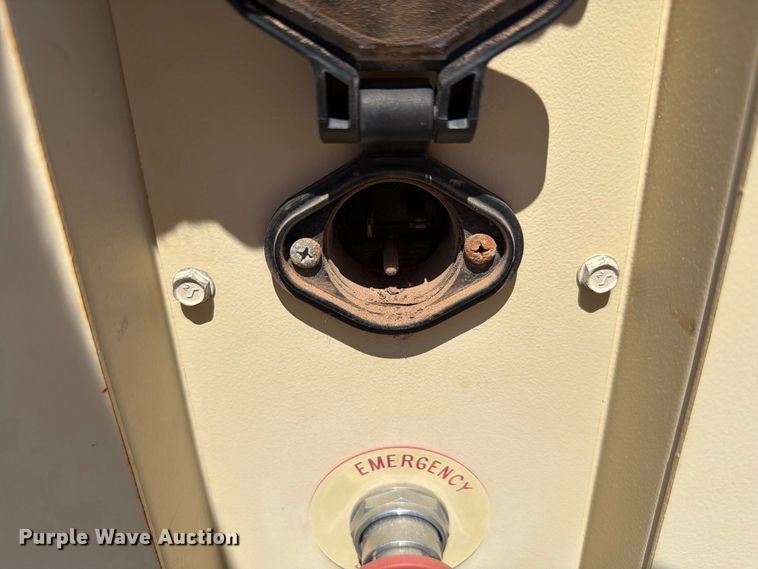 image for item EW8797 2007 Ingersoll-Rand NHP1500WCU air compressor