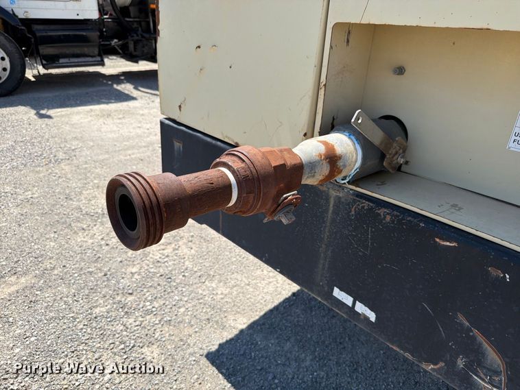 image for item EW8797 2007 Ingersoll-Rand NHP1500WCU air compressor