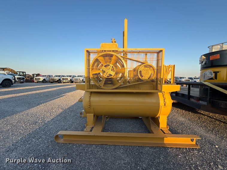 image for item EW8799 1999 Tescorp air compressor